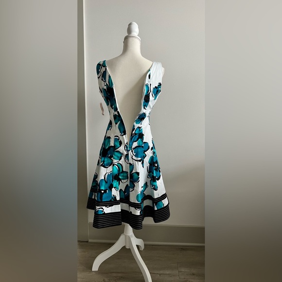 Jones Studio Sleeveless Dress NWT - Size 4 - Picture 4 of 9